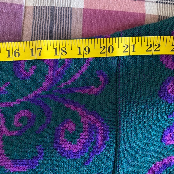 Beautiful Women's Pendleton Wool Sweater, Made in USA - Picture 6 of 7